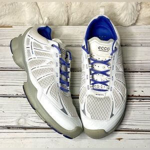 CLEAN Size 41 10-10.5 ECCO Biom Core Trainer Performance‎ Shoes White